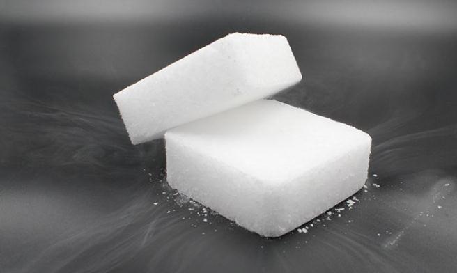 完整干冰產業(yè)鏈，專注高效低損設備清潔